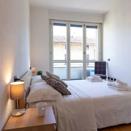Casa Vacanza Lagolecco ليكو