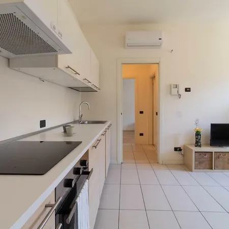 Casa Vacanza Lagolecco ليكو