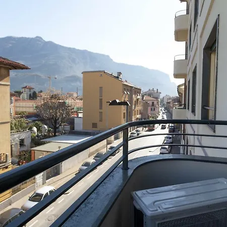 Casa Vacanza Lagolecco * Lecco